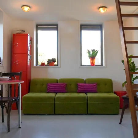 Apartment Poortgebouw 2a, Huisduinen, 500m Het Huisduinen
