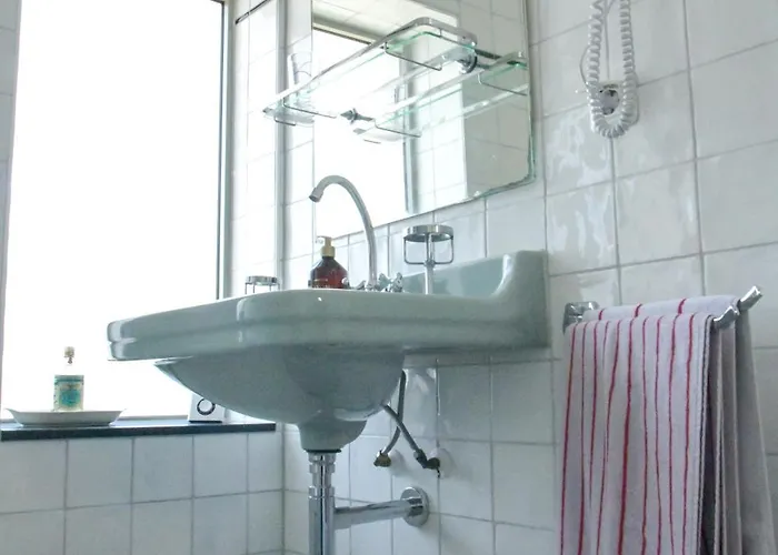 Poortgebouw 2a, Huisduinen, 500m Het * Huisduinen